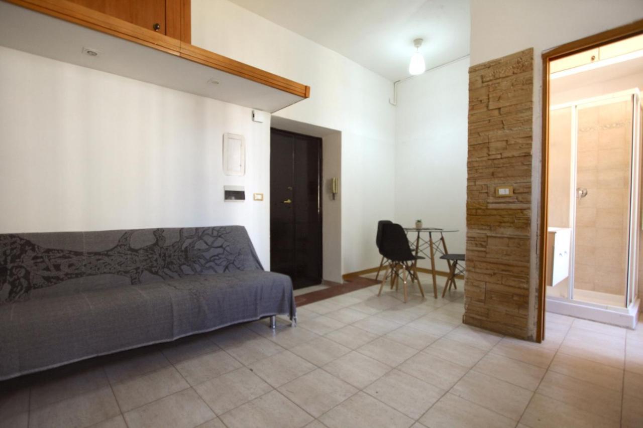 Ferienwohnung San Giovanni Holiday House Rom Exterior foto